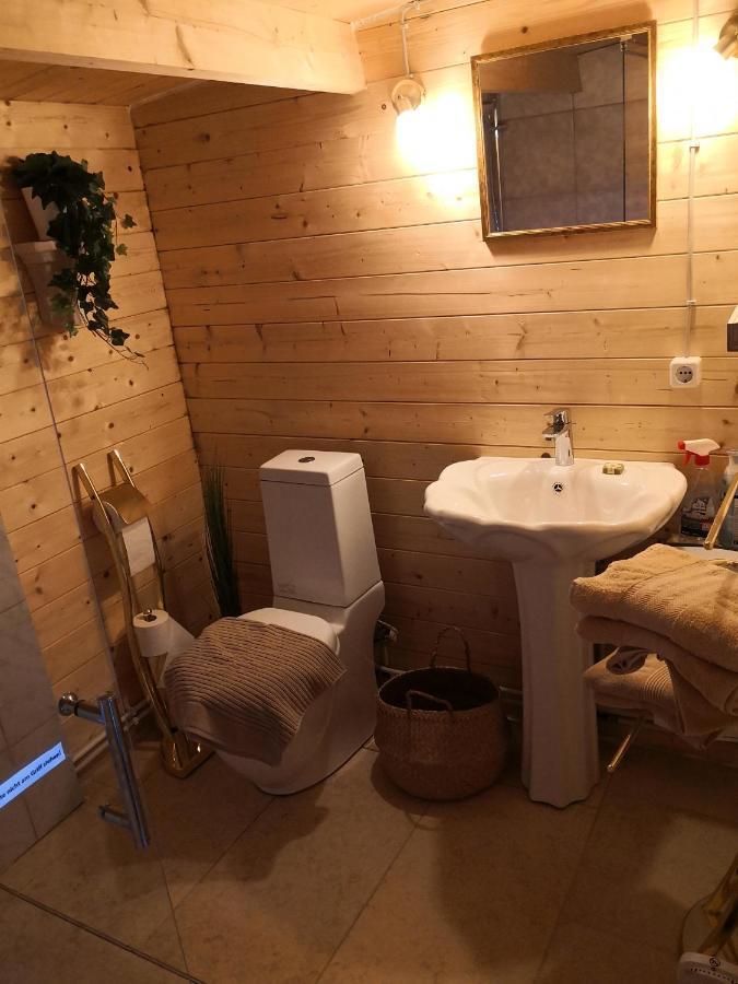25qm ATRIUM Holz-Bungalow- NATUR PUR- NEUES MASSIVHOLZ BETT- Juni 2022- Objekt optimiert! Scharbeutz Zewnętrze zdjęcie