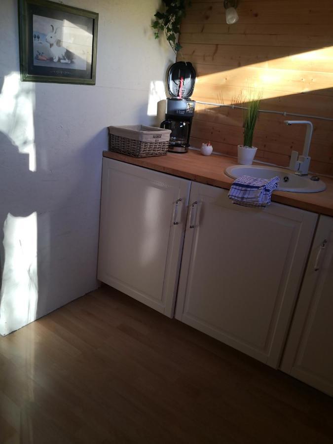 25qm ATRIUM Holz-Bungalow- NATUR PUR- NEUES MASSIVHOLZ BETT- Juni 2022- Objekt optimiert! Scharbeutz Zewnętrze zdjęcie