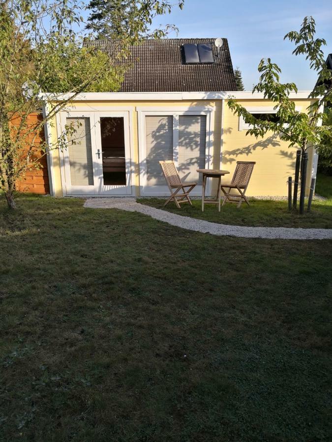 25qm ATRIUM Holz-Bungalow- NATUR PUR- NEUES MASSIVHOLZ BETT- Juni 2022- Objekt optimiert! Scharbeutz Zewnętrze zdjęcie